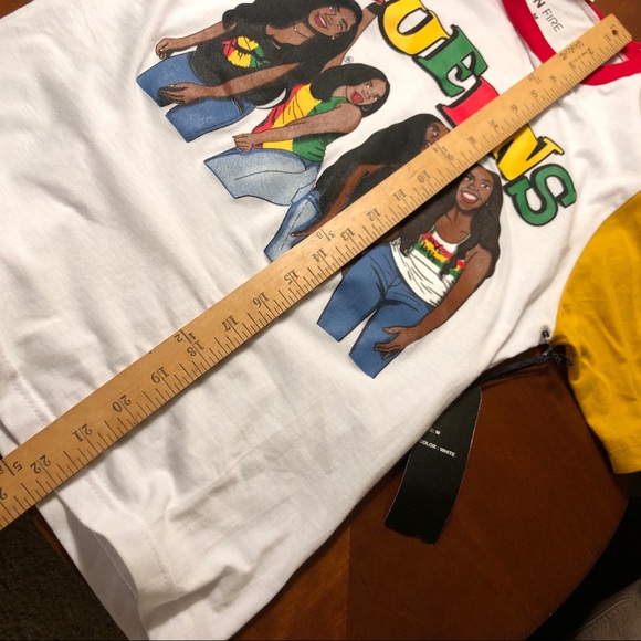 NWT On Fire Queens women’s vibe Graphic tee size M - Picture 6 of 7